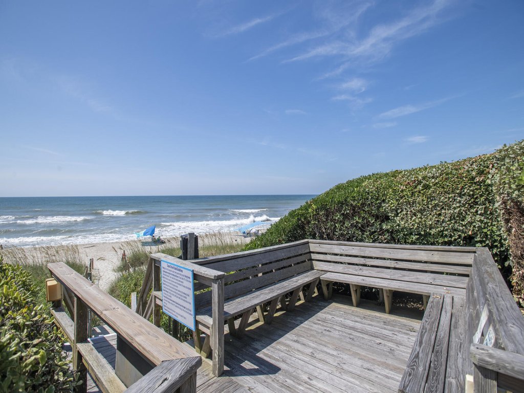 Ocean Grove J2 Vacation Rental in North Carolina - RedAwning