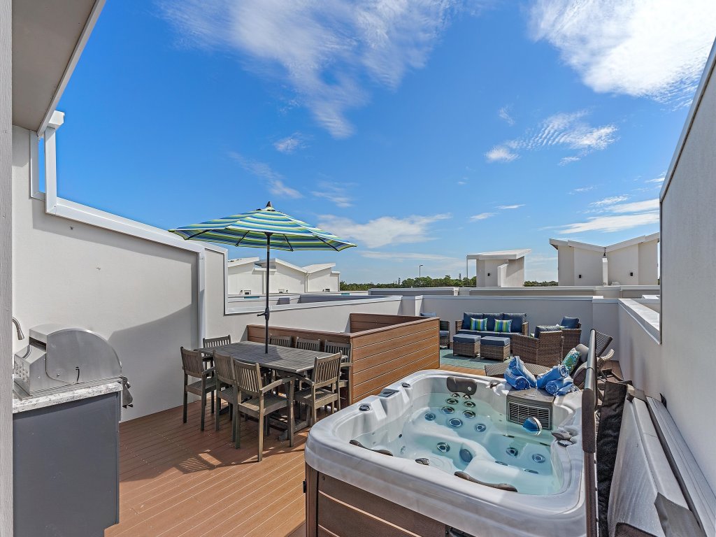 Uptown Luxury on Audubon Vacation Rental in Sarasota - RedAwning
