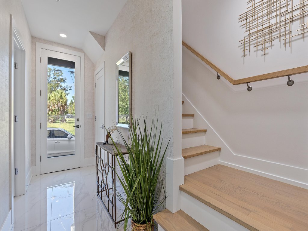 Uptown Luxury on Audubon Vacation Rental in Sarasota - RedAwning