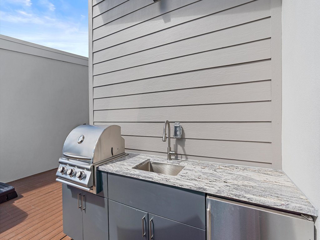 Uptown Luxury on Audubon Vacation Rental in Sarasota - RedAwning