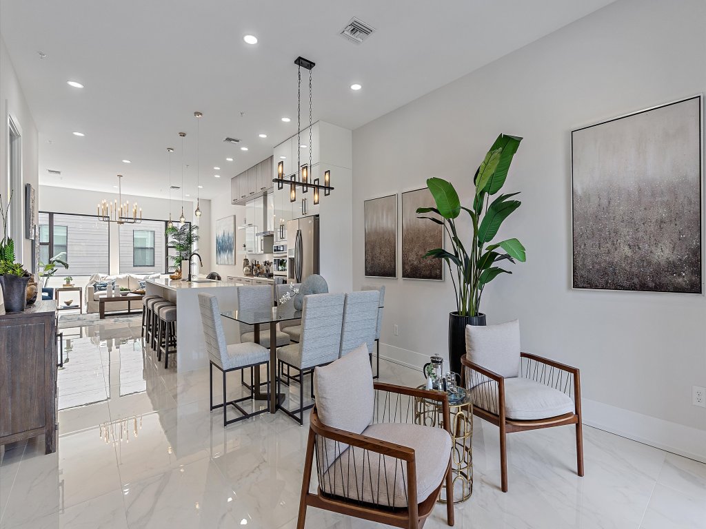Uptown Luxury on Audubon Vacation Rental in Sarasota - RedAwning