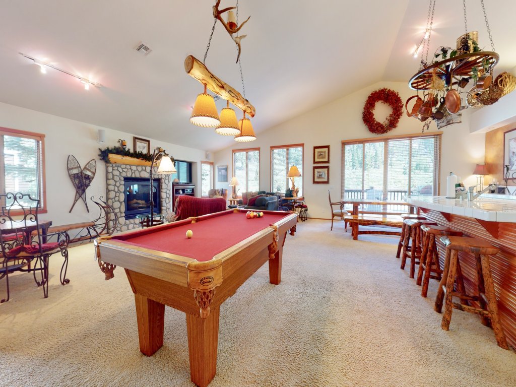 Snowcreek V #757 Vacation Rental in Mammoth Lakes - RedAwning