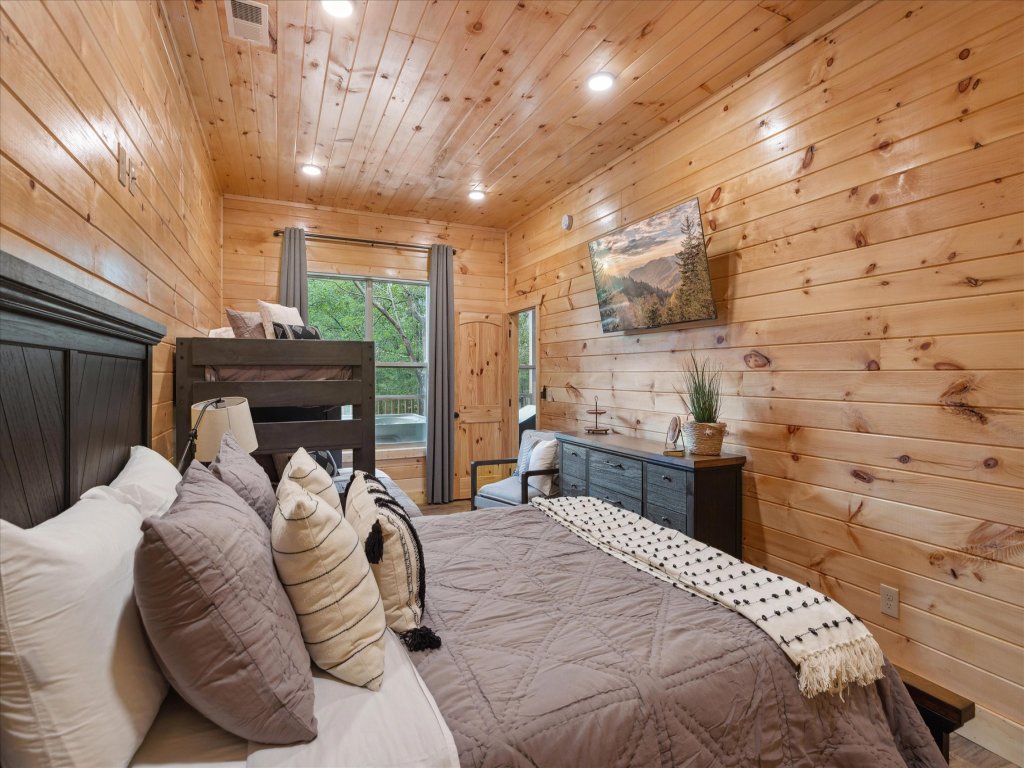 Chasing the Son Cabin Vacation Rental in Sevierville - RedAwning