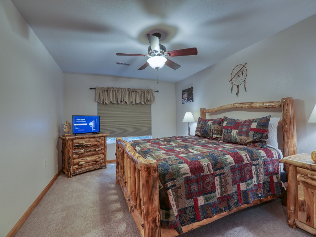 Smoky Mountain Getaway Vacation Rental in Cosby - RedAwning