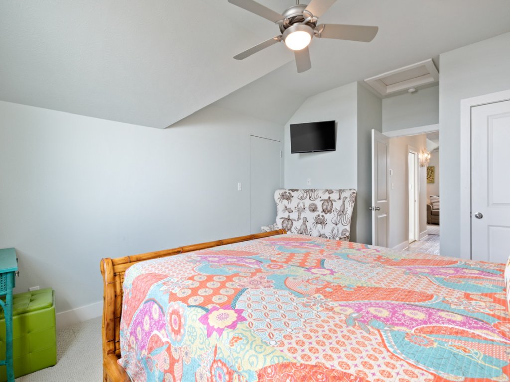 #JustAWavin' Vacation Rental in Texas - RedAwning