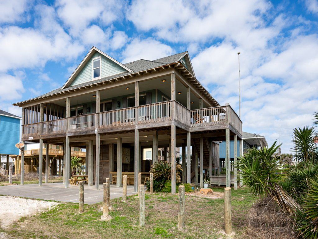 #JustAWavin' Vacation Rental in Texas - RedAwning