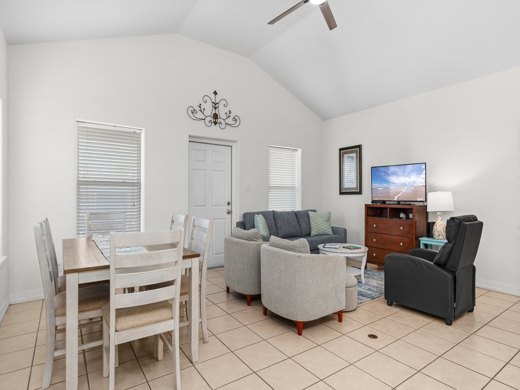 104B E. Corral Vacation Rental in South Padre Island - RedAwning