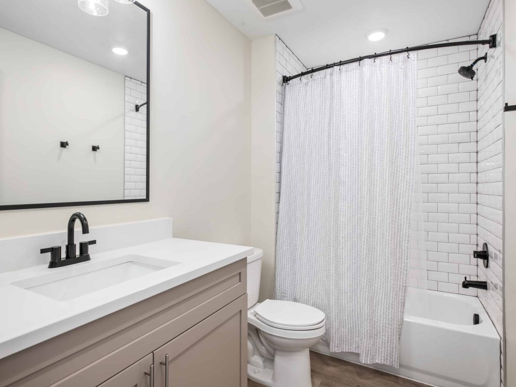 Lagoon Breeze Vacation Rental in St. George - RedAwning