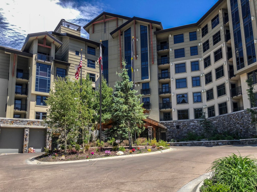 Village Monache #720 Vacation Rental in Mammoth Lakes - RedAwning
