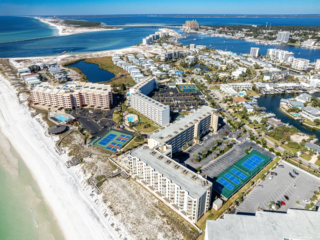 Inlet Reef 315 Vacation Rental in Destin - RedAwning
