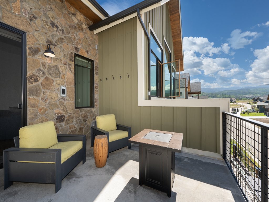 Hay Meadow Lodge Vacation Rental in Fraser - RedAwning