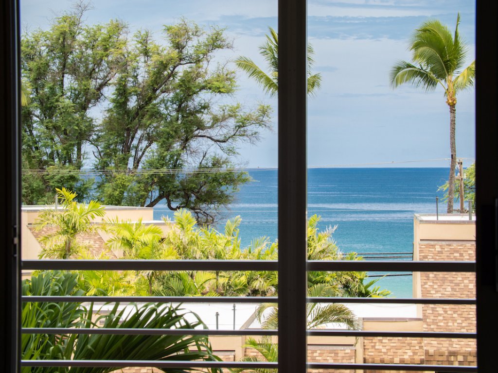 Kamaole Beach Royale 307 Vacation Rental in Kihei - RedAwning
