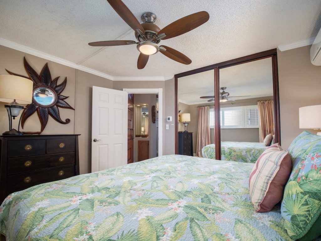 Kamaole Beach Royale 307 Vacation Rental in Kihei - RedAwning