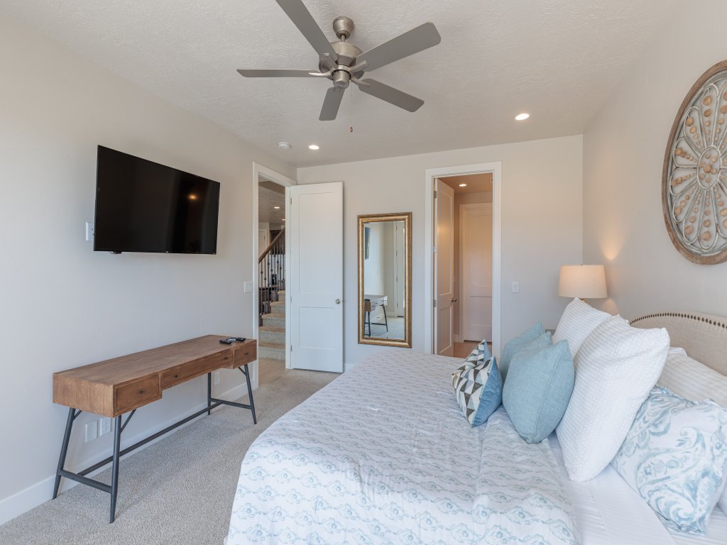 Triple R Getaway Vacation Rental in St. George - RedAwning