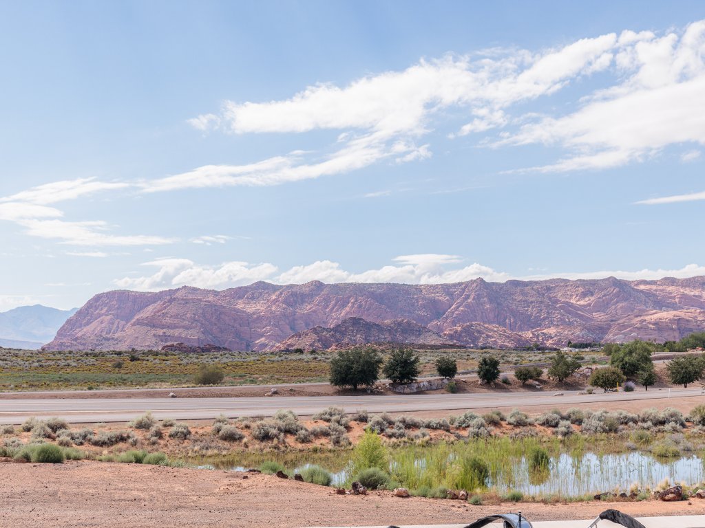 Triple R Getaway Vacation Rental in St. George - RedAwning