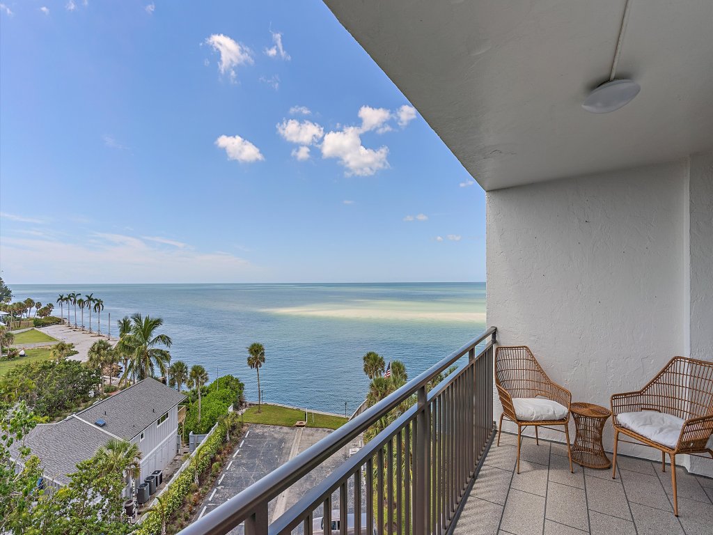 Imperial Sunsets on Siesta Vacation Rental in Siesta Key - RedAwning