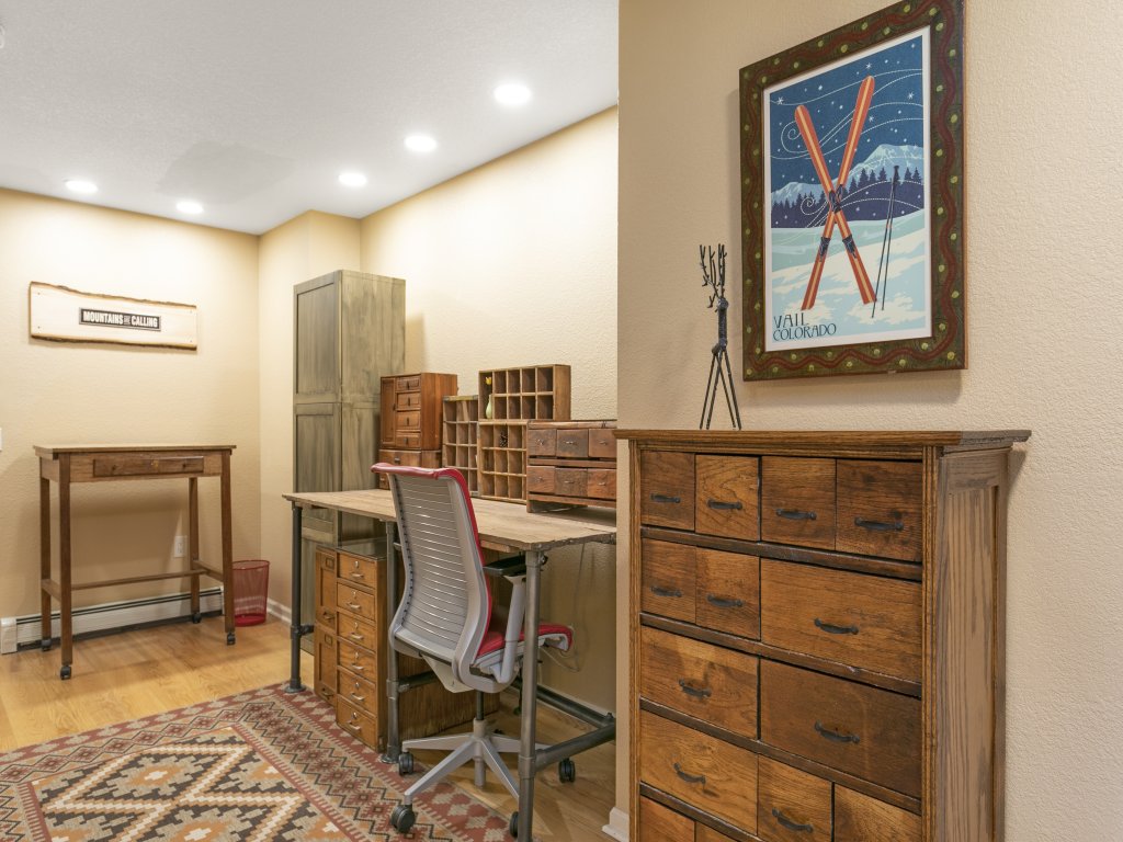 901 Crazy Horse Circle Vacation Rental in Edwards - RedAwning