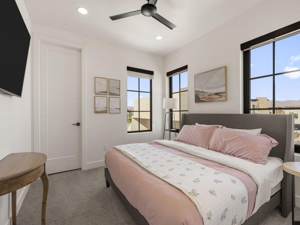Paradise Shores Vacation Rental in St. George - RedAwning
