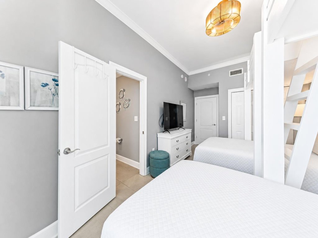 Phoenix Gulf Towers 1104 Vacation Rental in Orange Beach - RedAwning