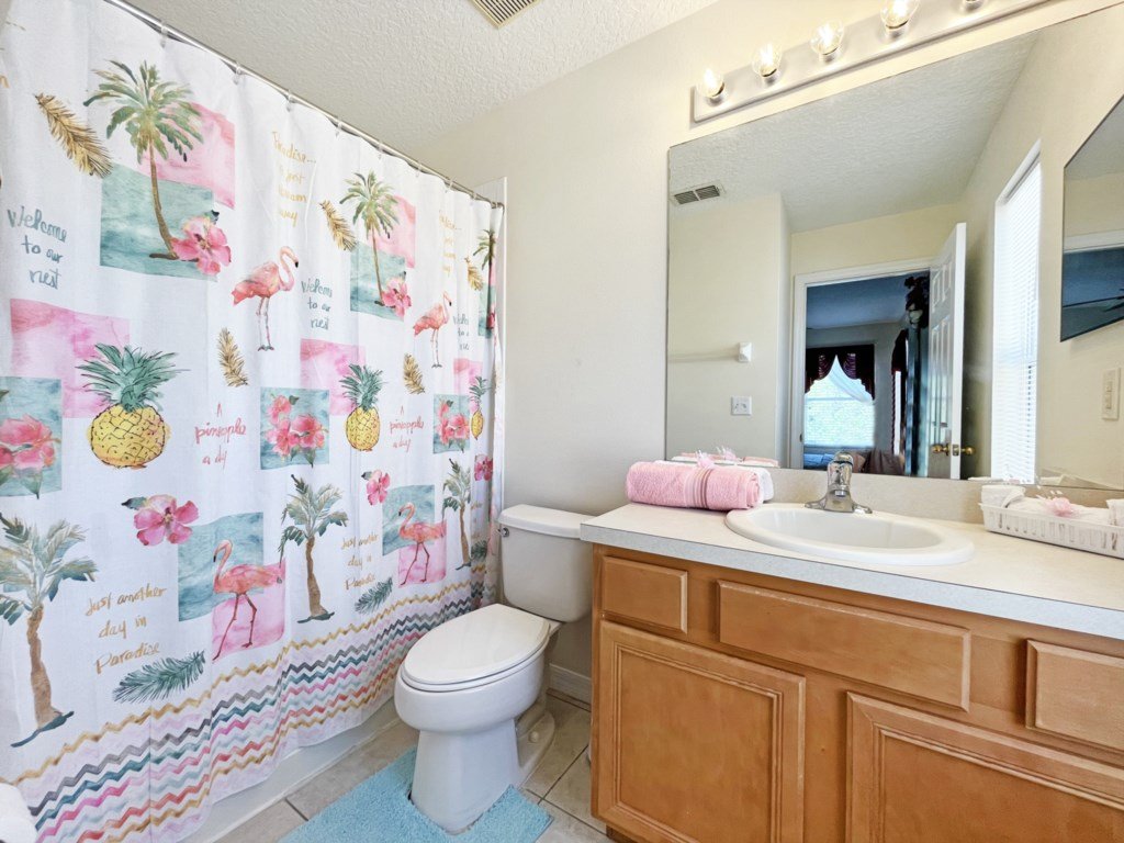 Golden Sunset Vacation Rental in Kissimmee - RedAwning