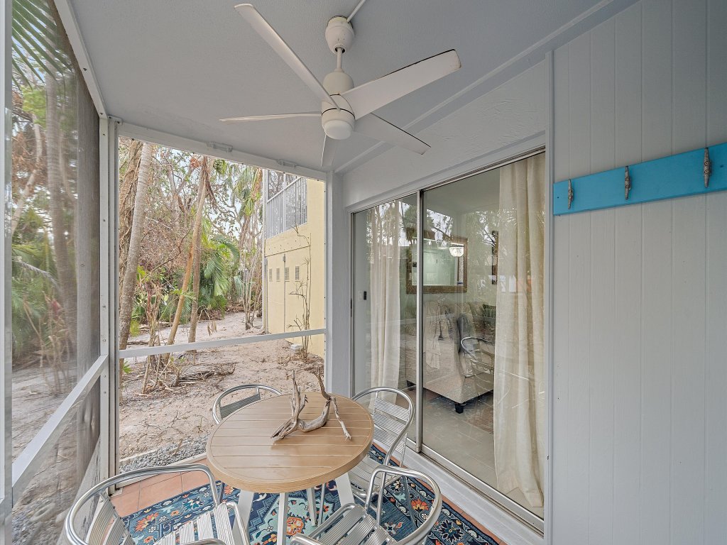 Pura Vida at Beach Castle #15 Vacation Rental in Longboat Key - RedAwning
