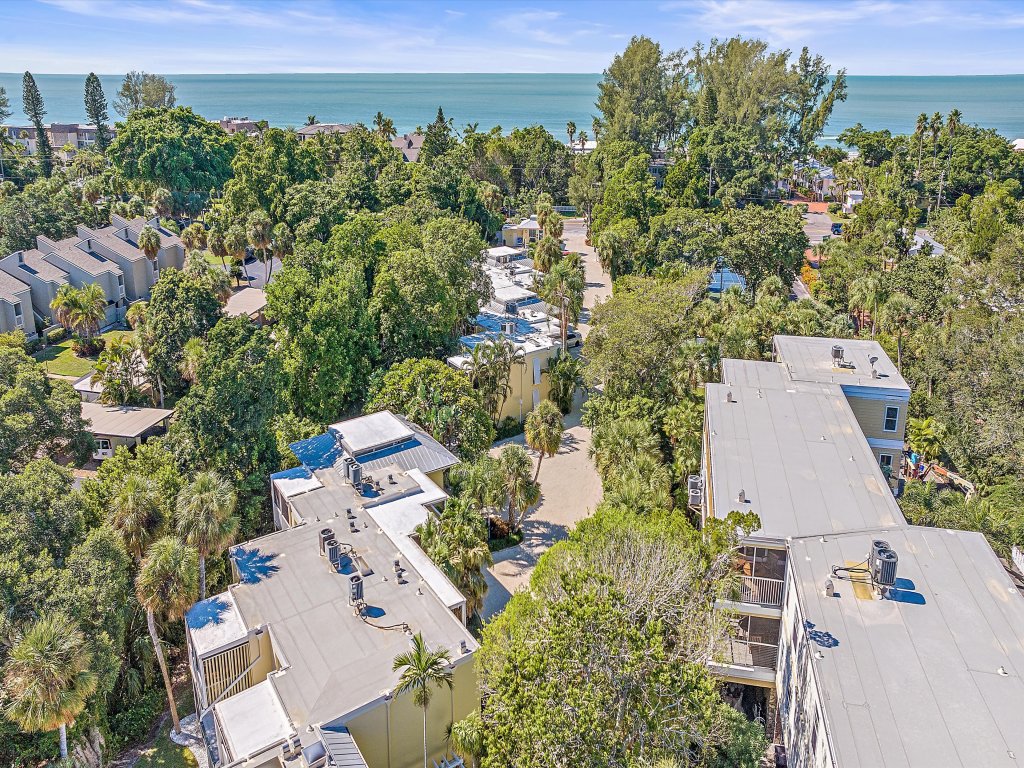 Pura Vida at Beach Castle #15 Vacation Rental in Longboat Key - RedAwning