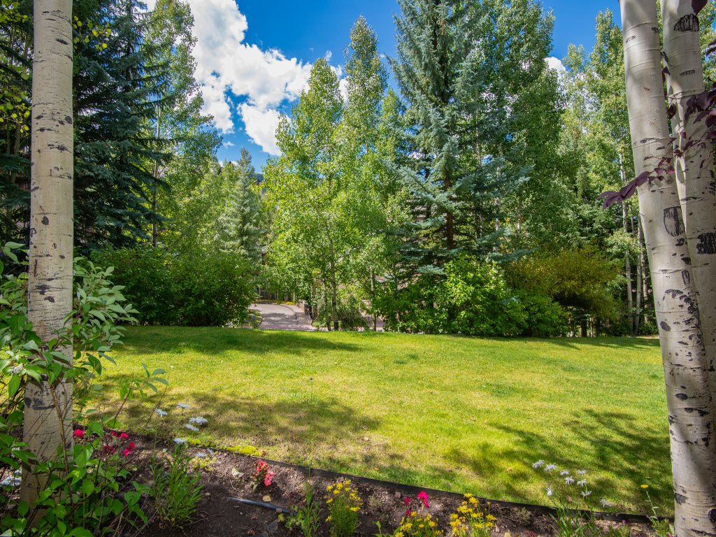 Highlands Slopeside Townhome #18 Vacation Rental in Beaver Creek - RedAwning