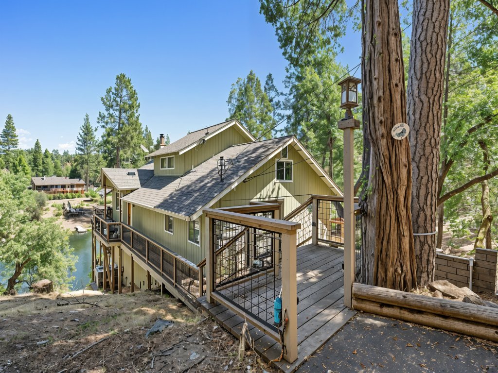 Water's Edge - Gorgeous Water Views! Vacation Rental in California - RedAwning