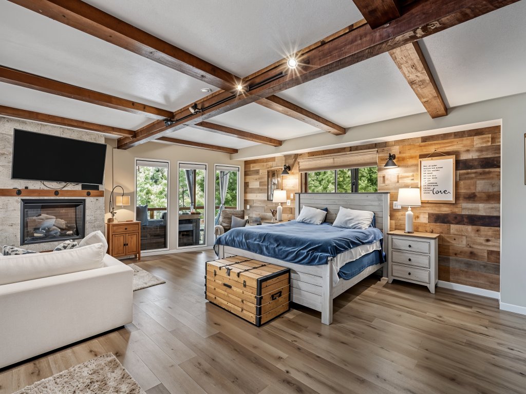 Water's Edge - Gorgeous Water Views! Vacation Rental in California - RedAwning