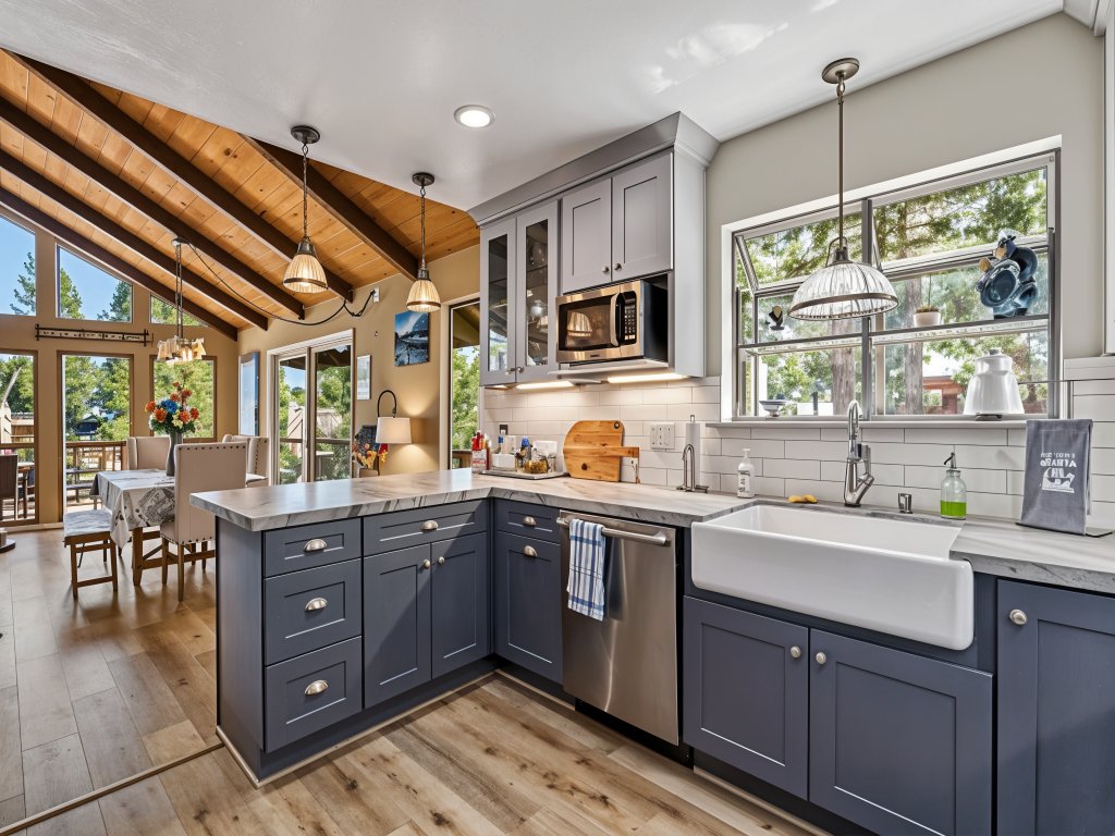 Water's Edge - Gorgeous Water Views! Vacation Rental in California - RedAwning