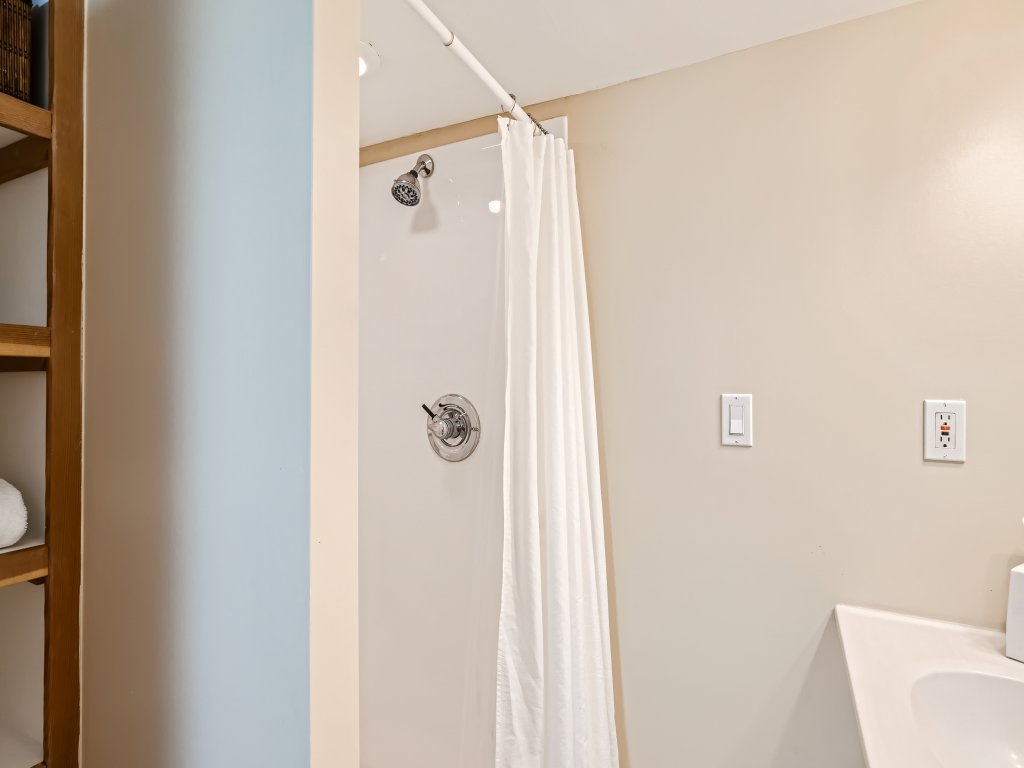 The Fox Den on French St Vacation Rental in Breckenridge - RedAwning