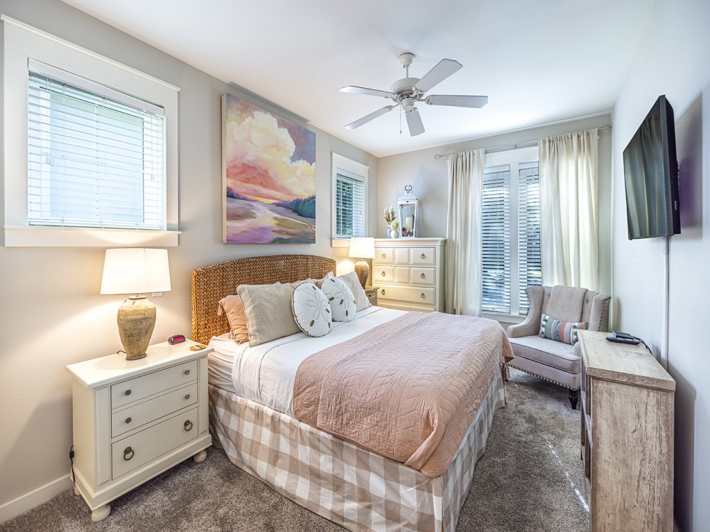 1364 Laurel Grove Vacation Rental in Miramar Beach - RedAwning
