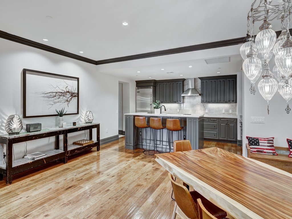 Luxury 3 Bedroom Condo at The Arrabelle Save 20% on 7+ Nights! Vacation Rental in Vail - RedAwning