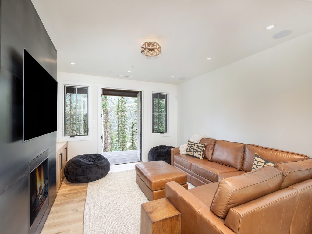 Cloud View Vacation Rental in Mountain Village - RedAwning