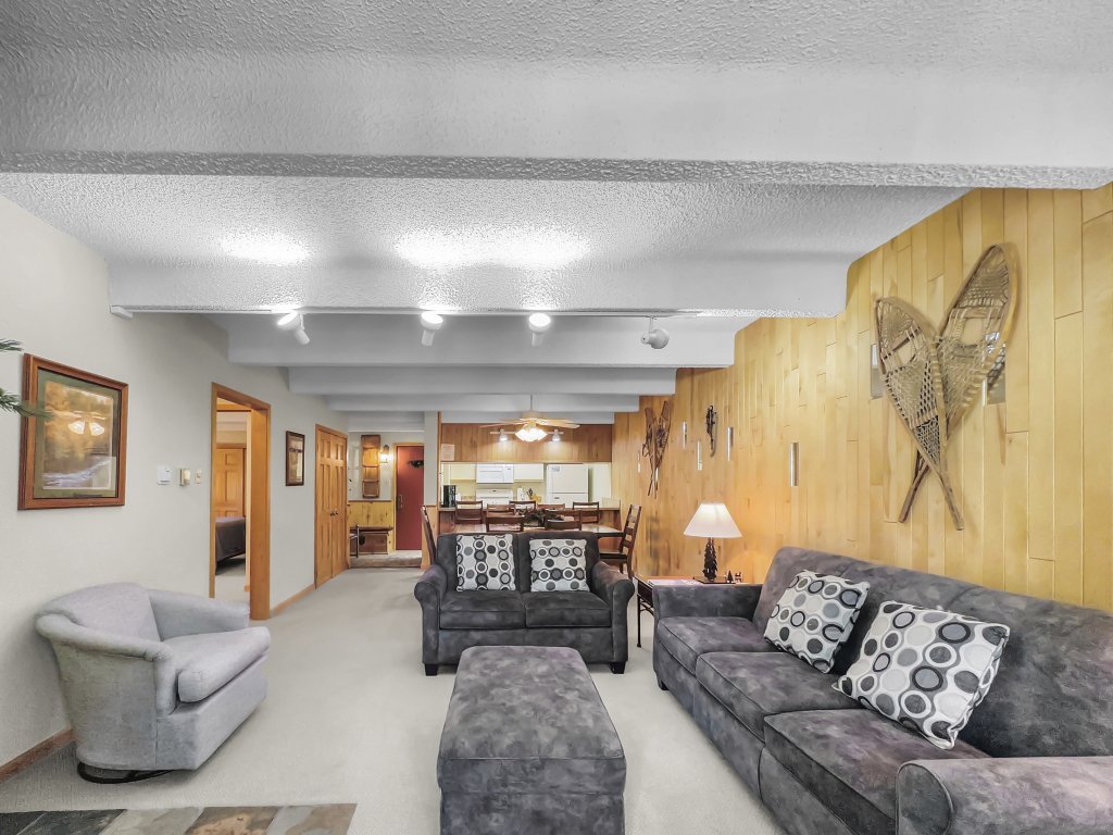 WH102 Wheeler House Vacation Rental in Copper Mountain - RedAwning