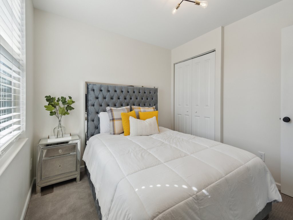 Tranquil Pet Friendly Retreat Vacation Rental in Ohio - RedAwning