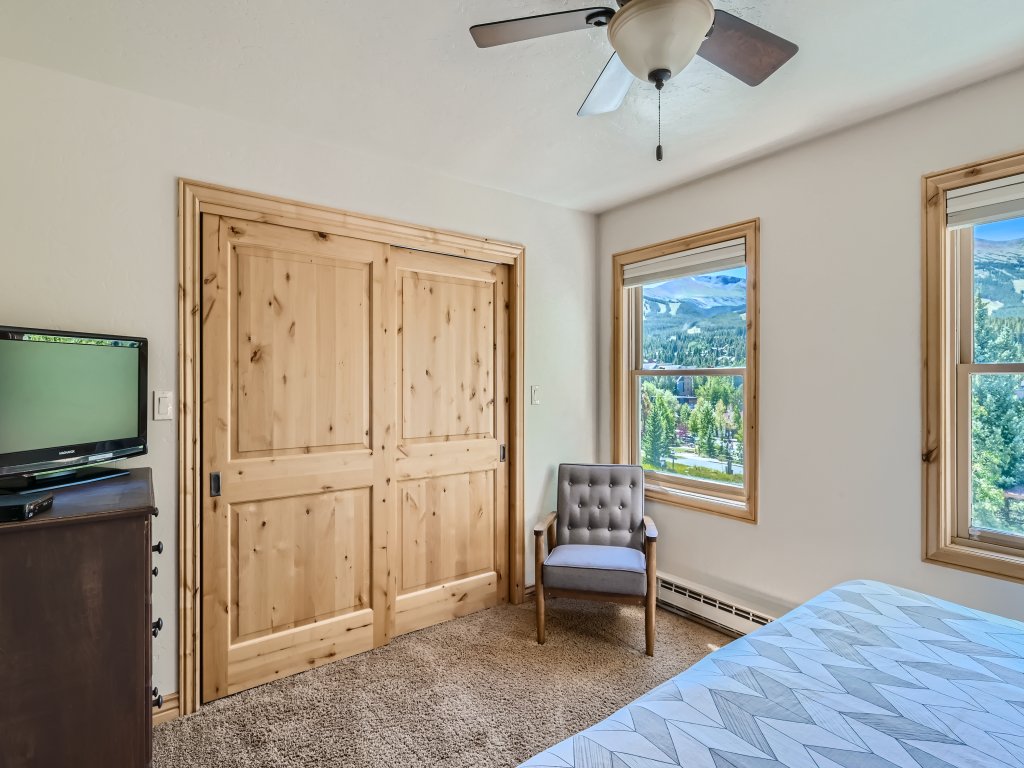 Breck Mountain Magic Vacation Rental in Breckenridge - RedAwning