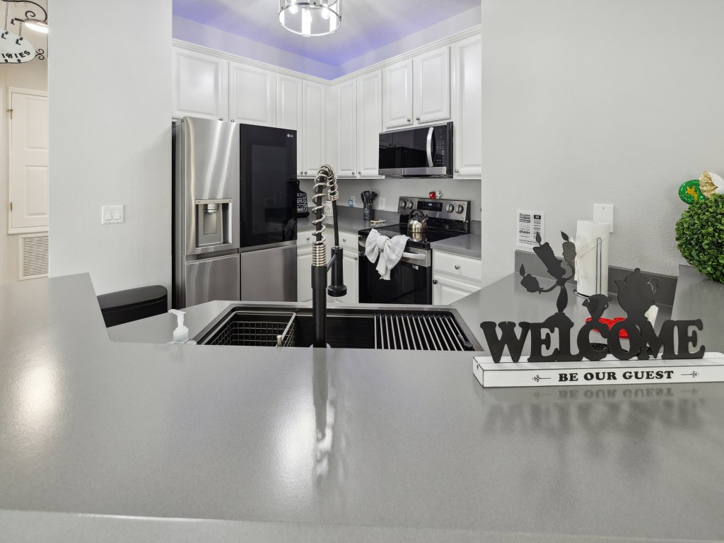 Amazing Disney Themed Oasis 3BR near Parks Vacation Rental in Kissimmee - RedAwning