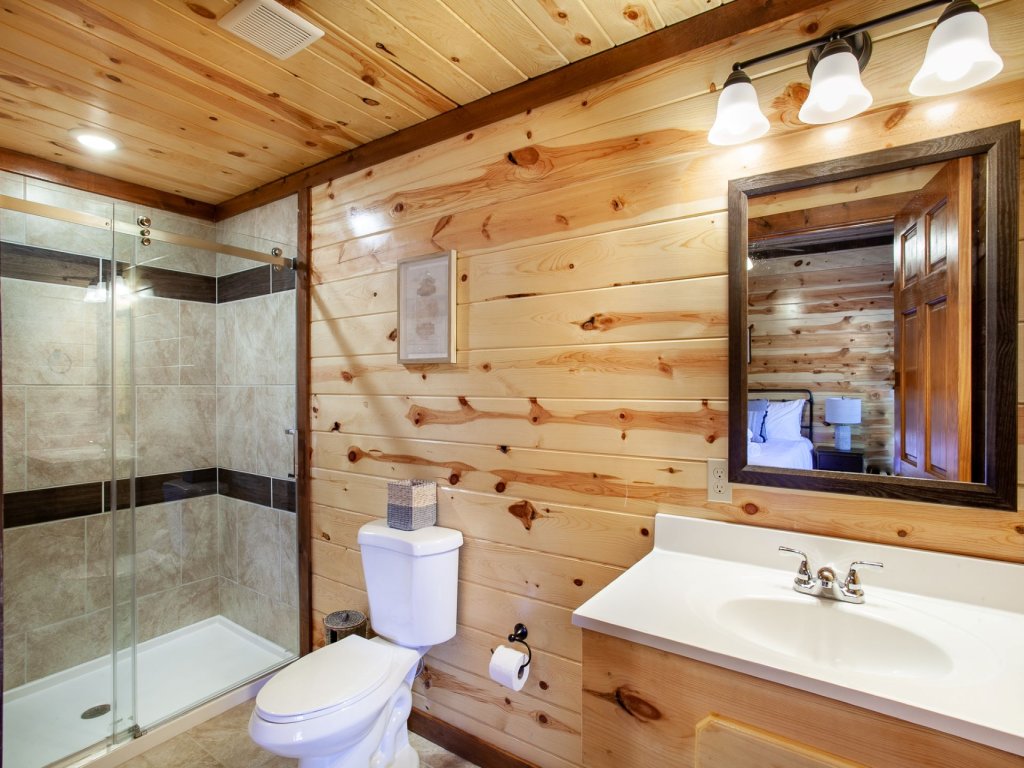 Splash of Gatlinburg Vacation Rental in Gatlinburg - RedAwning