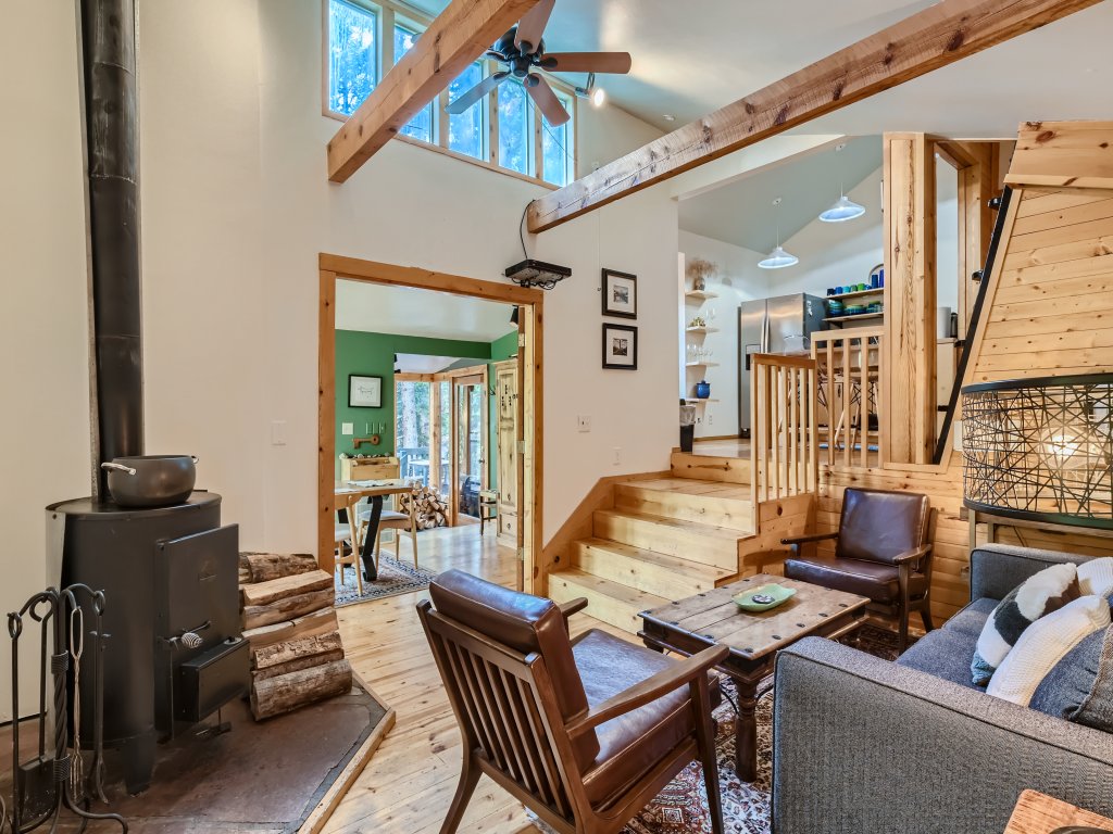 High Altitude Haven Vacation Rental in Alma - RedAwning