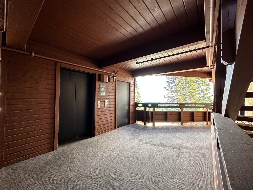 Bridges #108 Vacation Rental in Mammoth Lakes - RedAwning