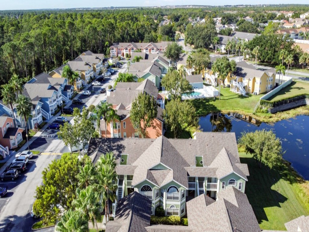Lovely 3 bed Condo Near Disney Quiet Community Vacation Rental in Kissimmee - RedAwning