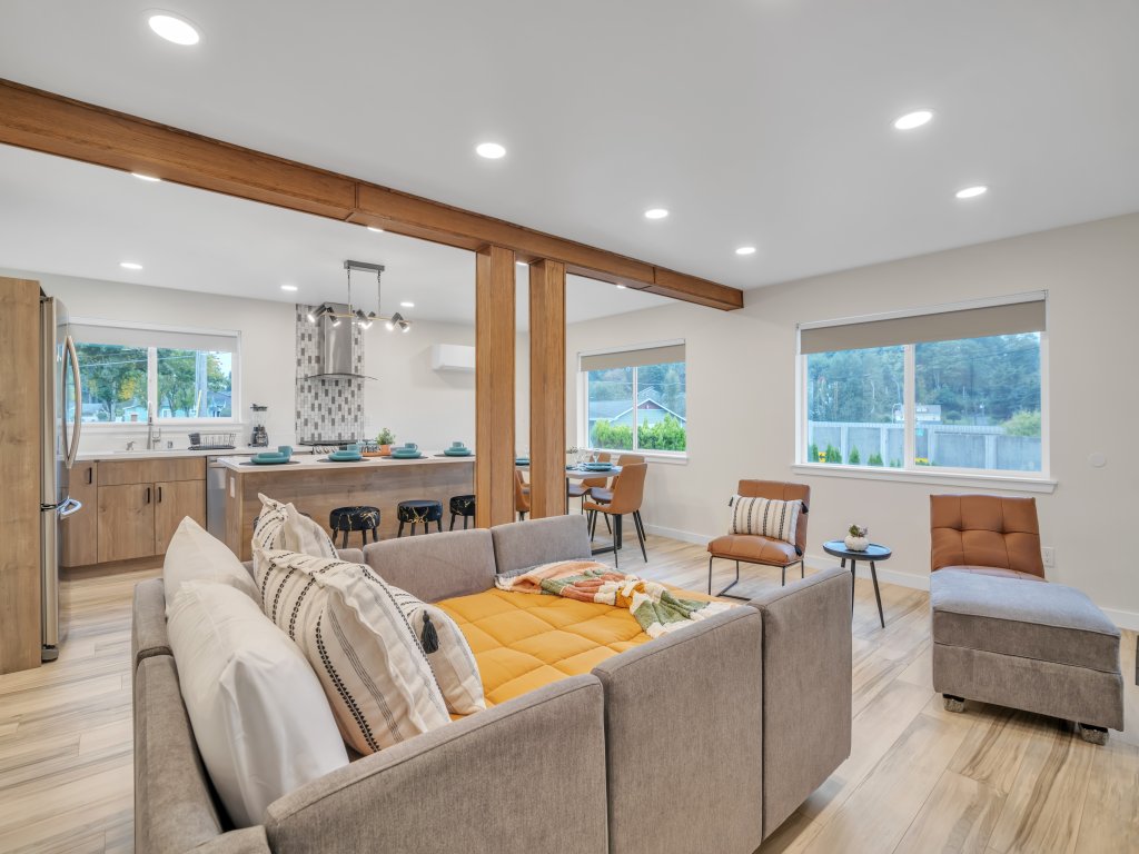 Pacific Northwest Retreat Duplex 3min from Seattle Vacation Rental in Washington - RedAwning