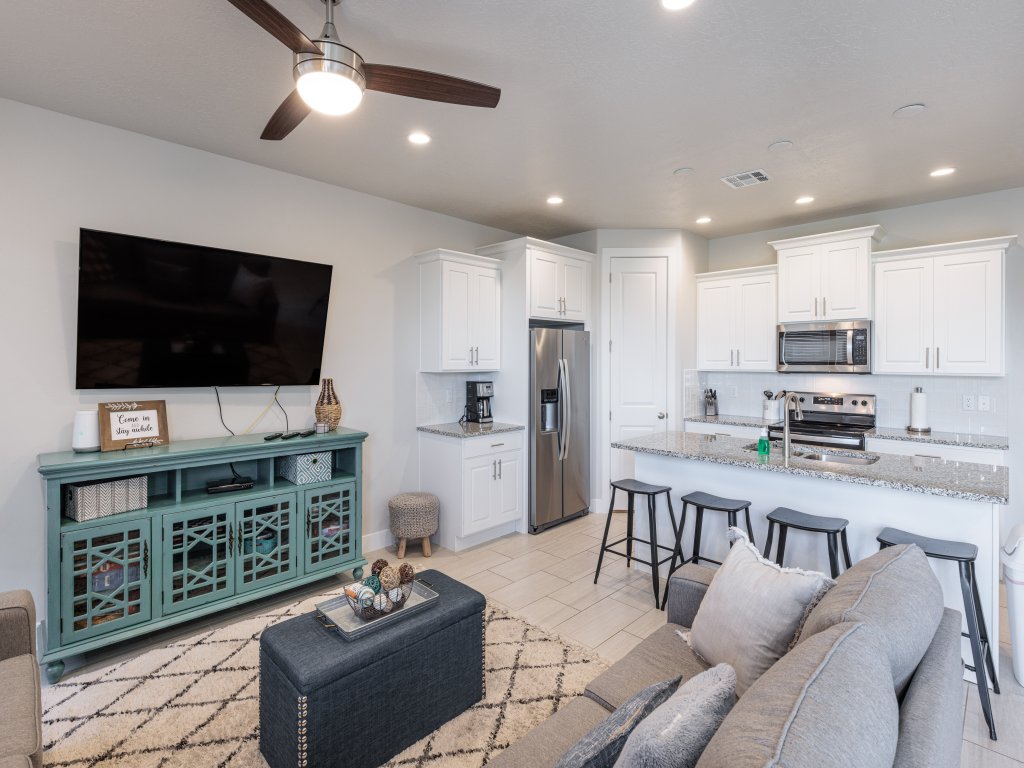 Peaceful Easy Feeling Vacation Rental in St. George - RedAwning