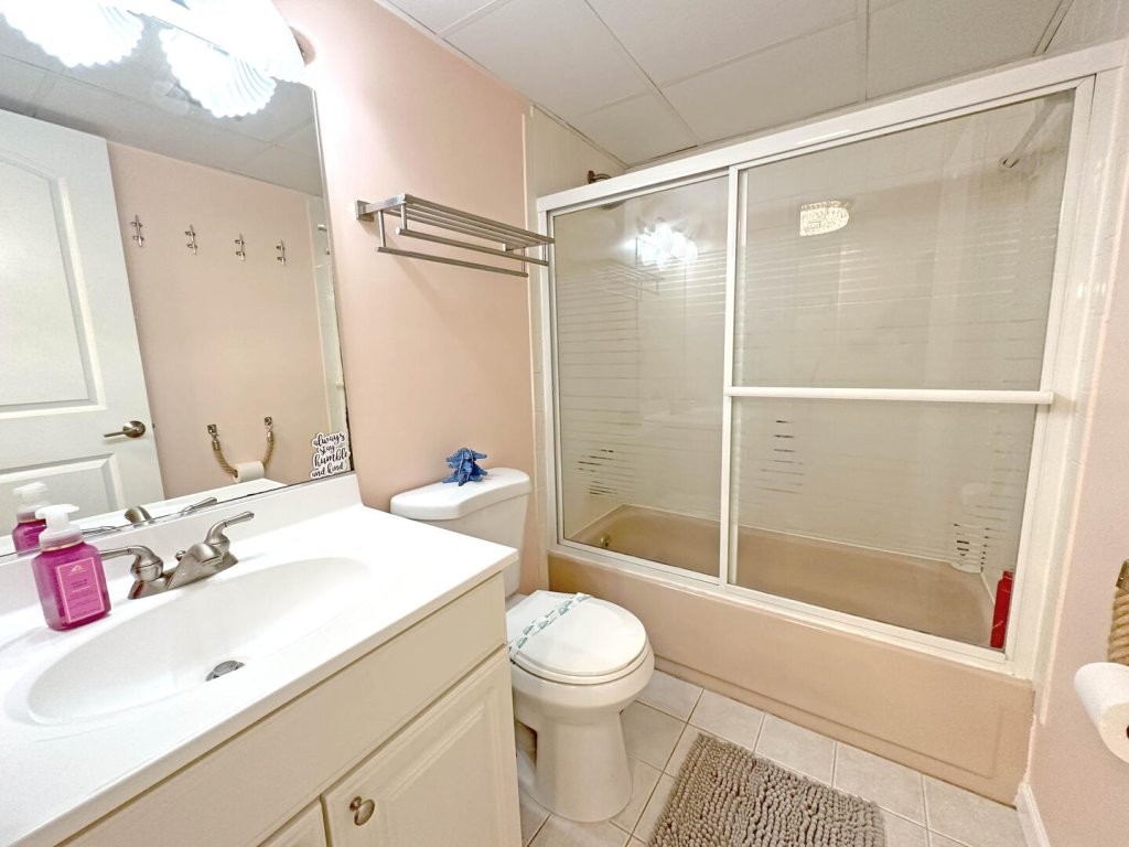 The Chateau 101B Vacation Rental in Ocean City - RedAwning