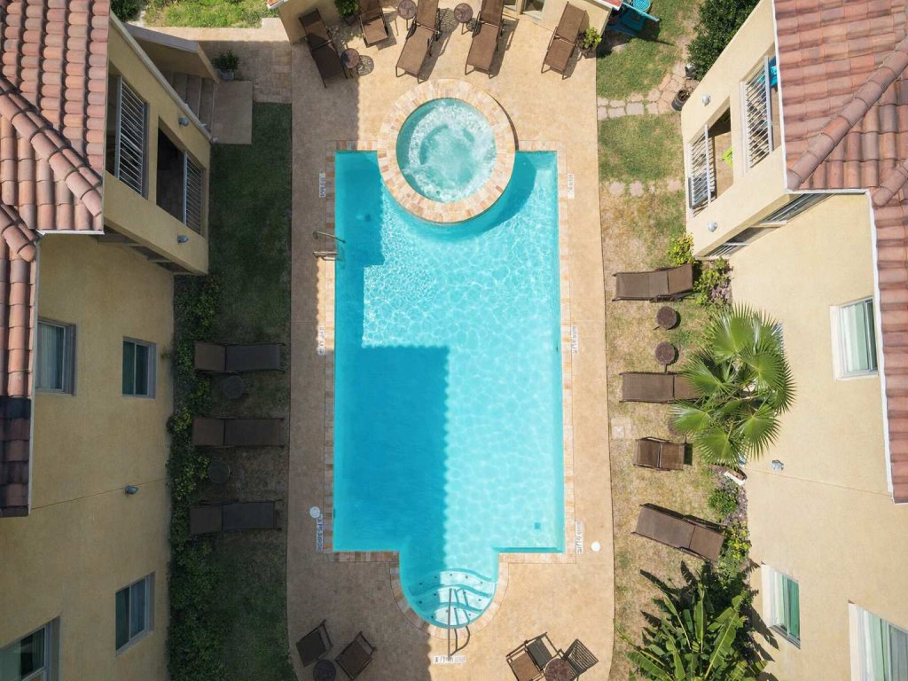 * Pool * Near Claytons Private * Beach Access Vacation Rental in South Padre Island - RedAwning