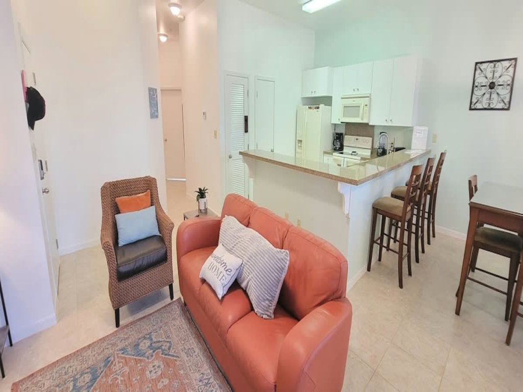 * Pool * Near Claytons Private * Beach Access Vacation Rental in South Padre Island - RedAwning