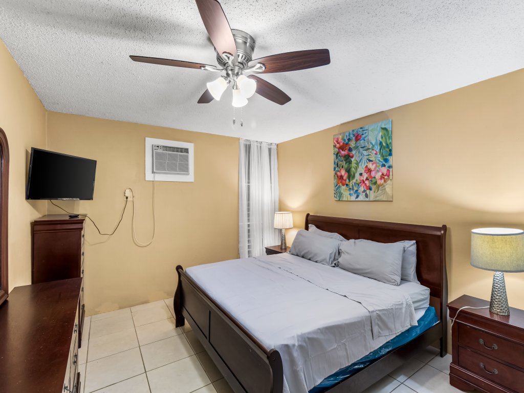 A getaway to a getaway Vacation Rental - RedAwning