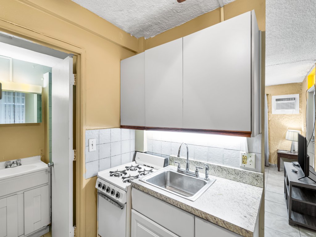 A getaway to a getaway Vacation Rental - RedAwning