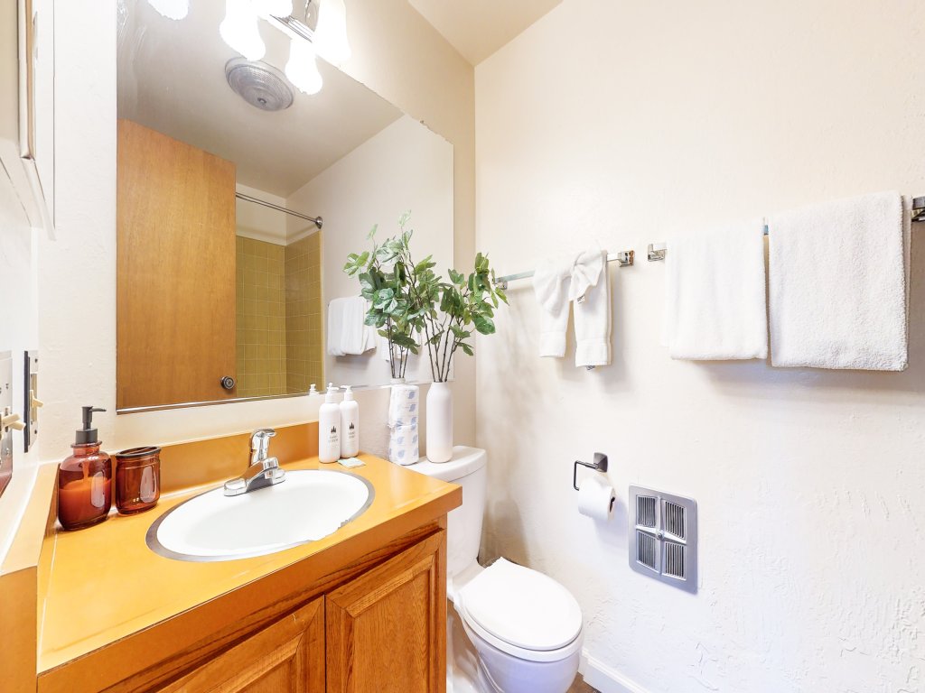 Courchevel #5 Vacation Rental in Mammoth Lakes - RedAwning
